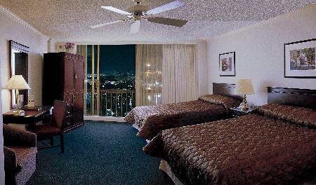 Harbour Towers Hotel & Suites 002